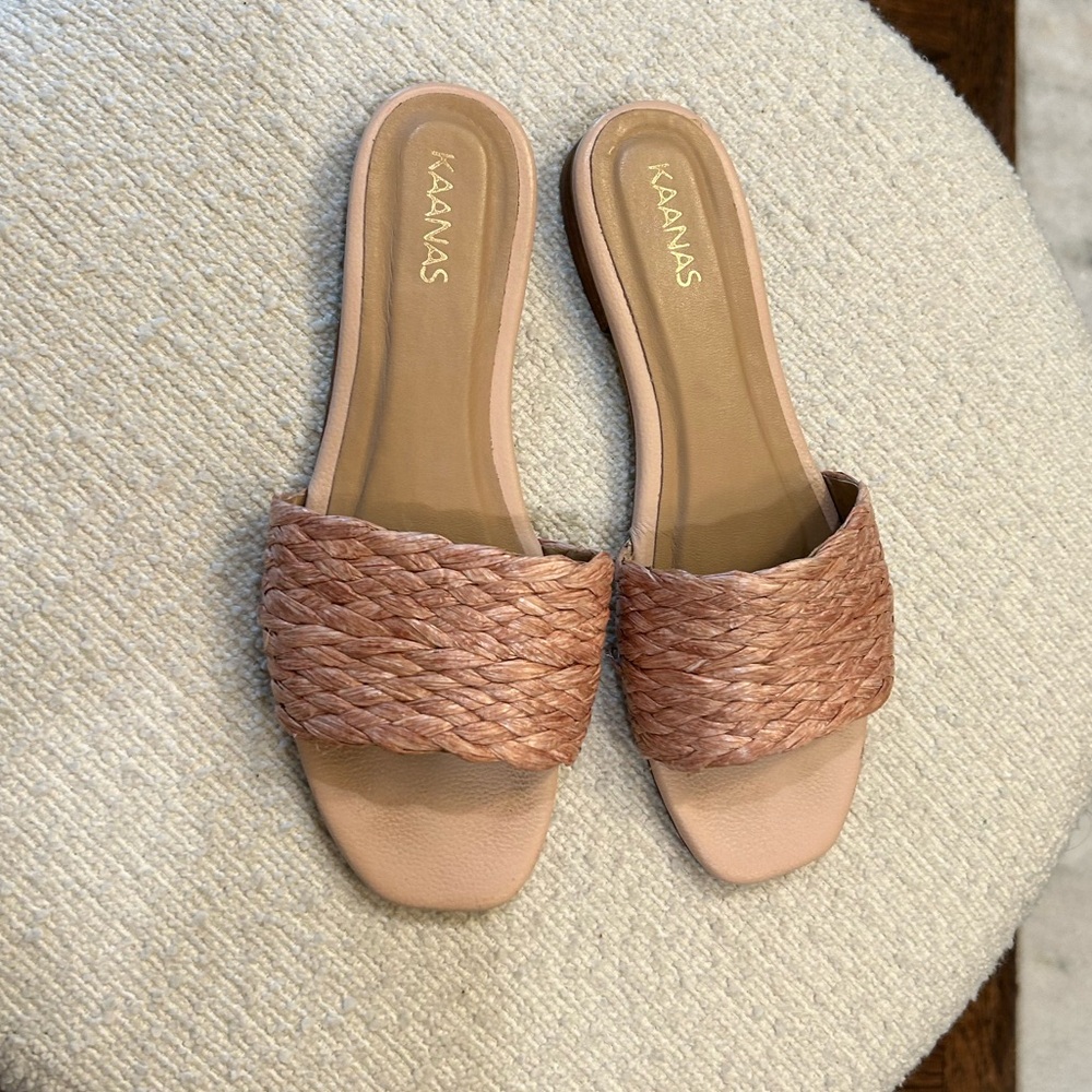 Kaanas Pink Slides Size 8